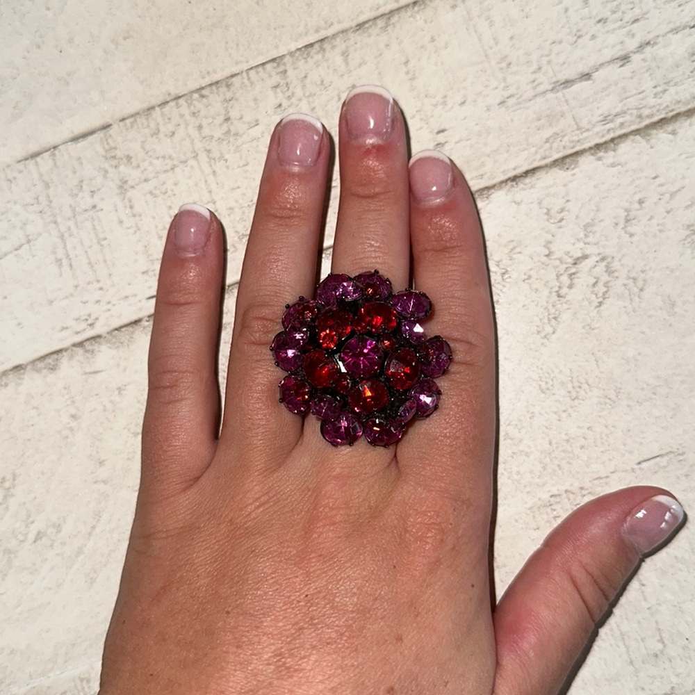 Ring - Picture 2 of 4